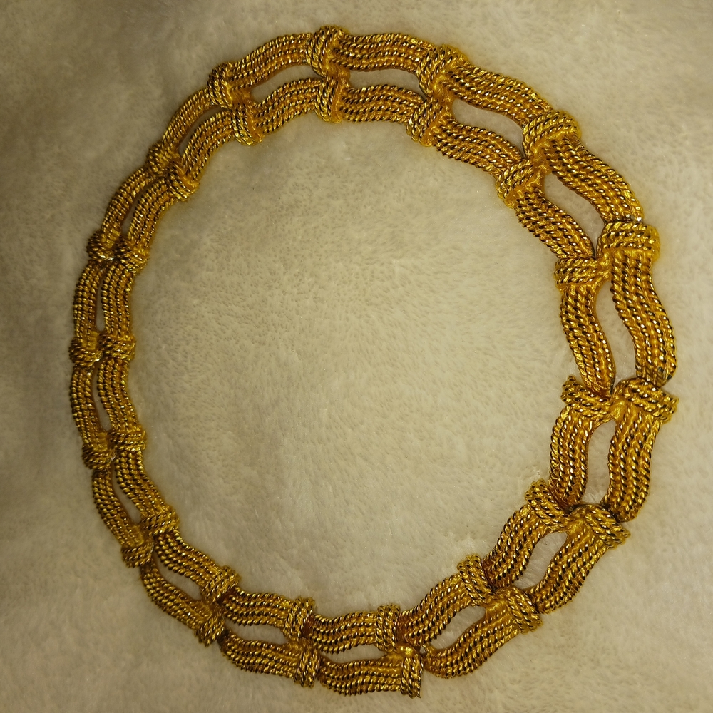 Carolee Necklace - Picture 10 of 16